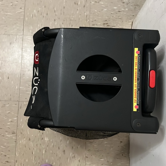 Züca Black Rolling Bag / Seat - Picture 2 of 4